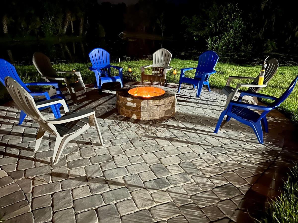 Lake Front Rv Experience Close To Port Canaveral And Kennedy Space Center Titusville Exterior foto